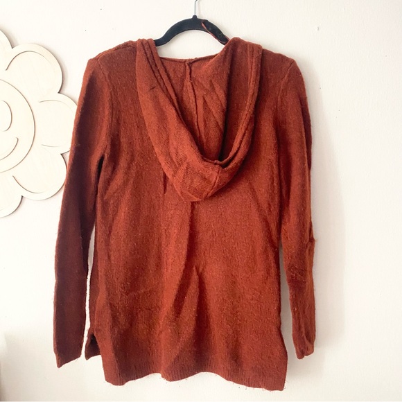 Sweater // - Picture 4 of 4